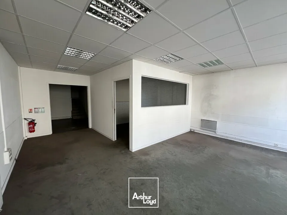 Locaux commerciaux - Vente - ANGOULÊME - 16000 - 67-67 - 7796369