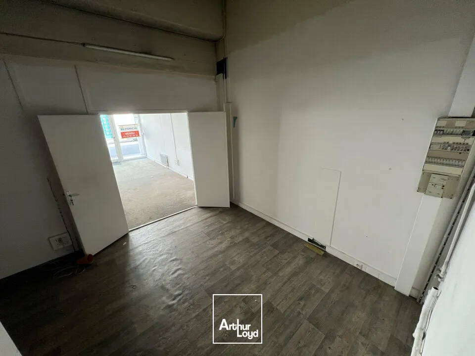 Locaux commerciaux - Vente - ANGOULÊME - 16000 - 67-67 - 7796372