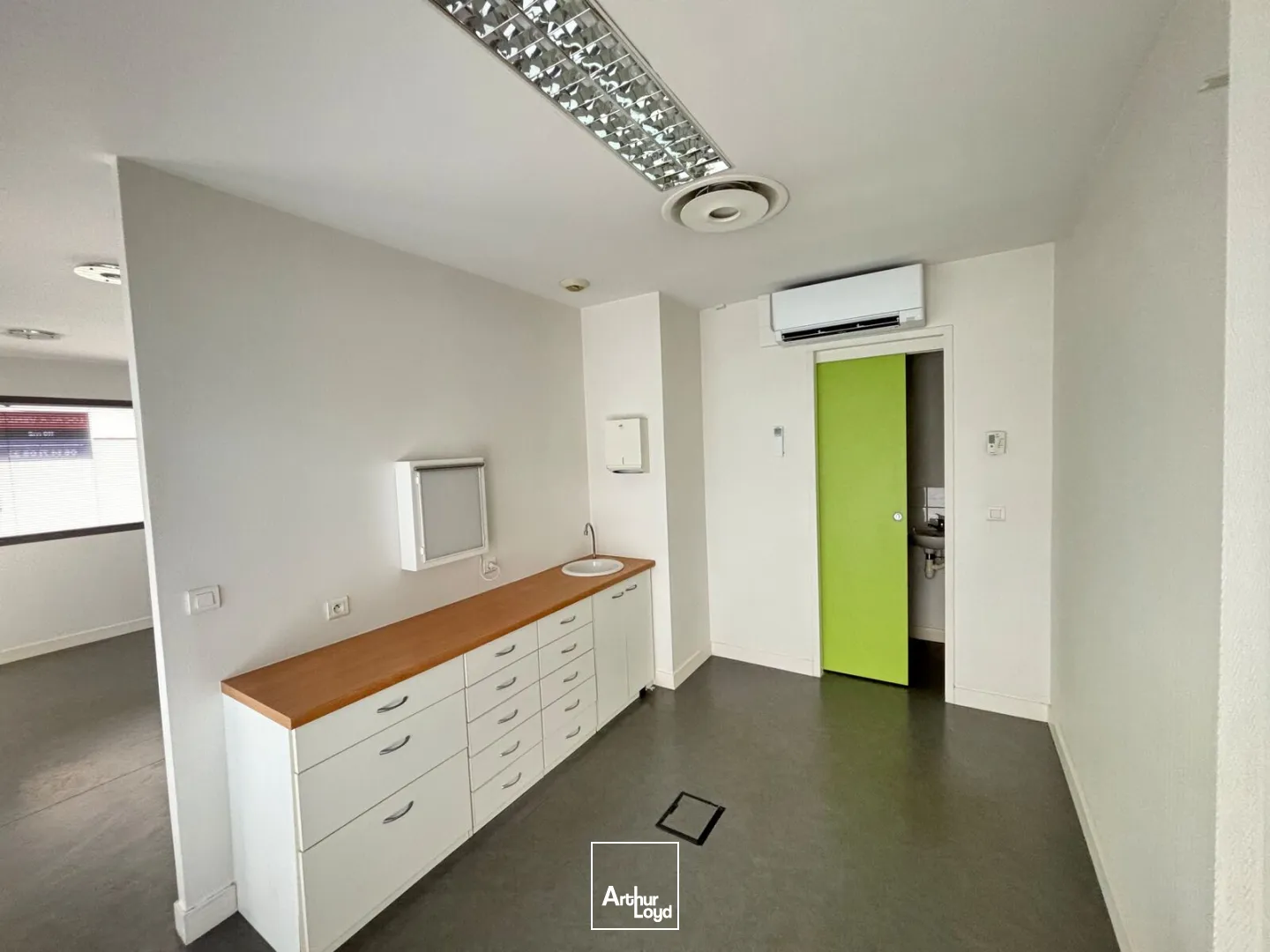 Bureaux - Vente - CARQUEFOU - 44470 - 110-110 - 7796423