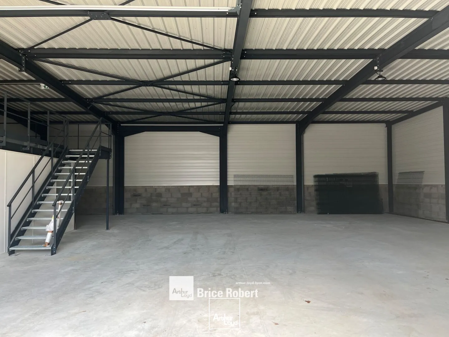 Locaux d'activité & Entrepôts - Location - JONAGE - 69330 - 198-1657 - 7796648