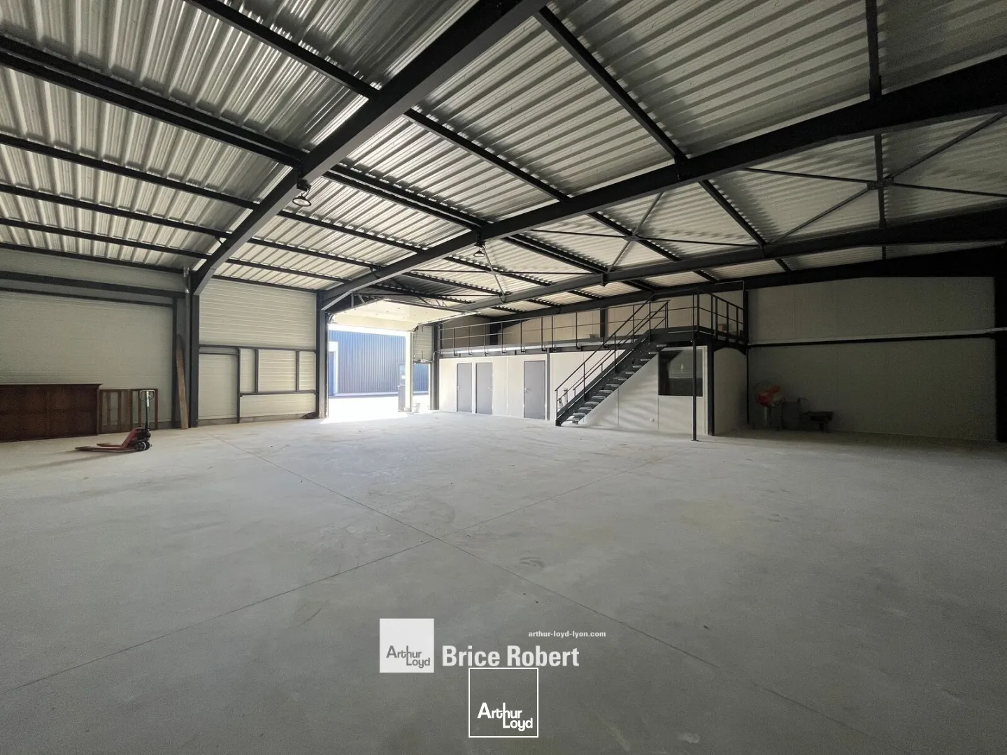 Locaux d'activité & Entrepôts - Location - JONAGE - 69330 - 198-1657 - 7796647