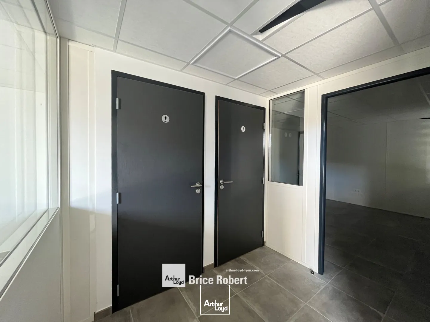 Locaux d'activité & Entrepôts - Location - JONAGE - 69330 - 198-1657 - 7796651