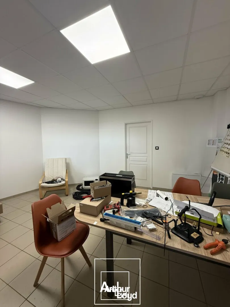 Bureaux - Location - BRIVE-LA-GAILLARDE - 19100 - 1230-1230 - 7796820