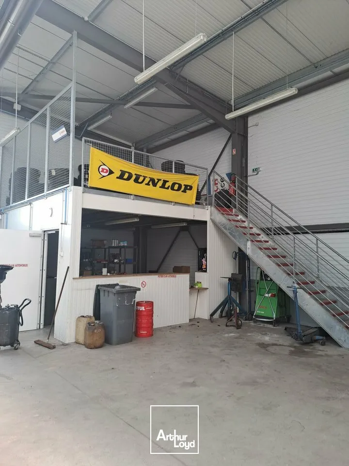 Locaux commerciaux - Location - CHATELLERAULT - 86100 - 740-740 - 7796851