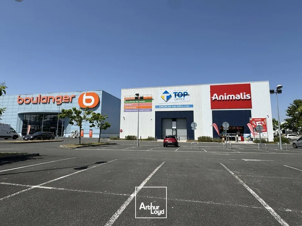Locaux commerciaux - Location - CHAMBRAY LES TOURS - 37170 - 1236-1236 - 7796892