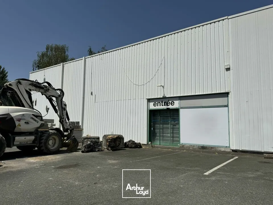 Locaux commerciaux - Location - CHAMBRAY LES TOURS - 37170 - 450-450 - 7796888