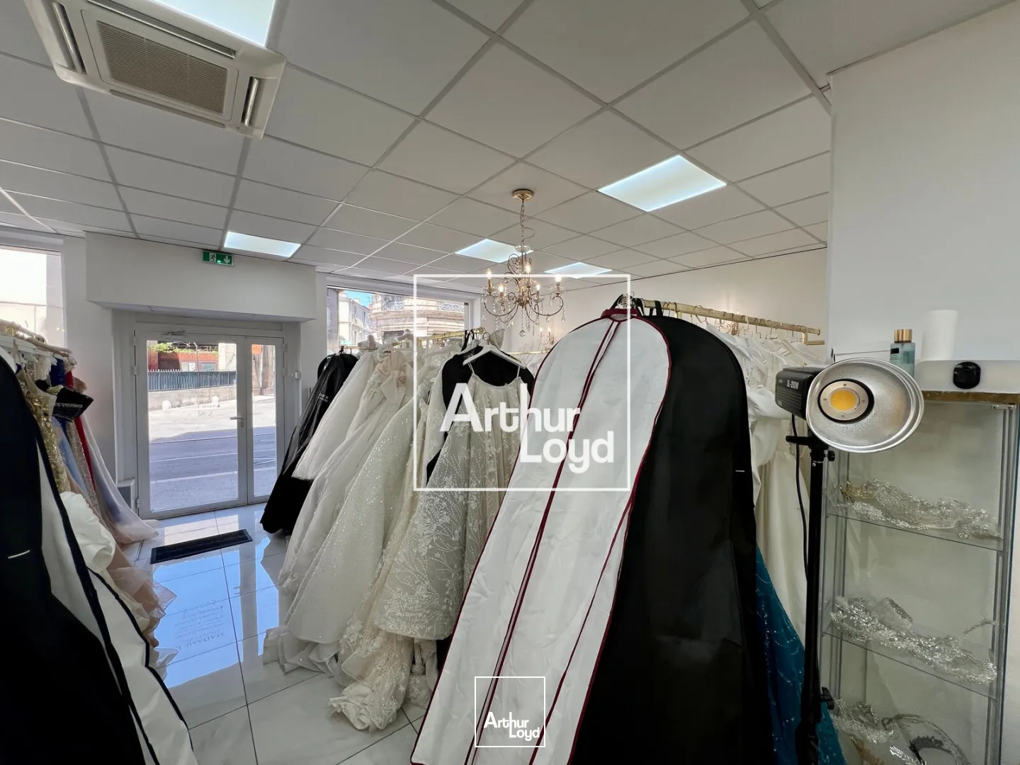 Locaux commerciaux - Location - MONTPELLIER - 34000 - 62-62 - 7796919