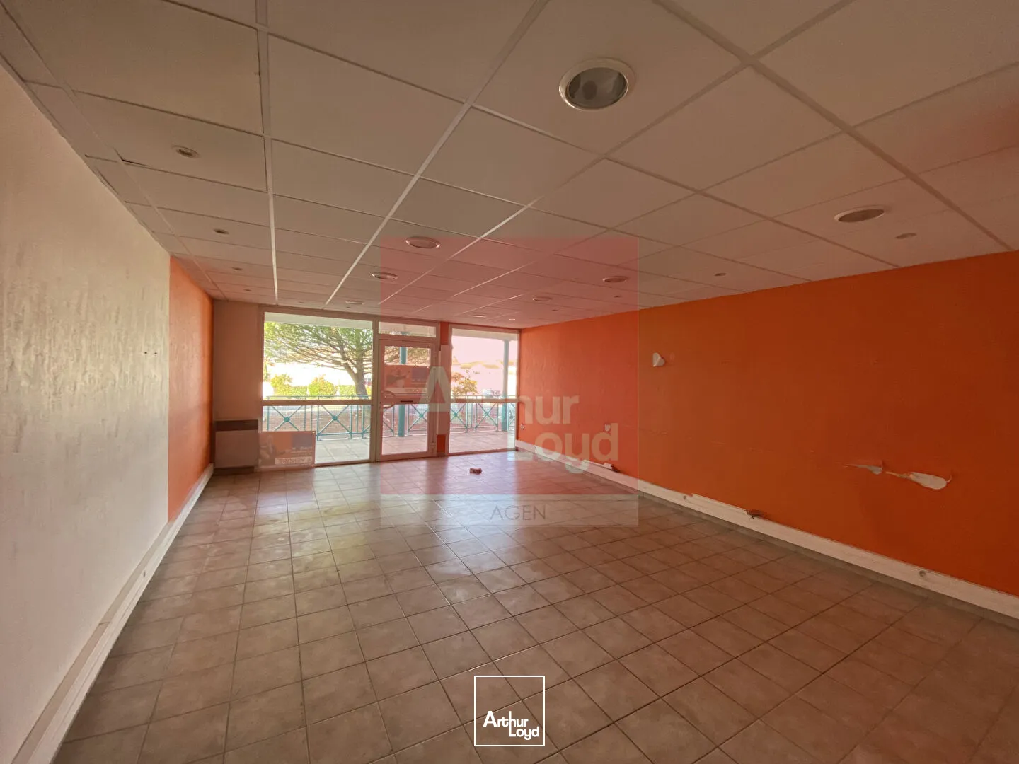 Locaux commerciaux - Vente - VILLENEUVE SUR LOT - 47300 - 60-60 - 7798782
