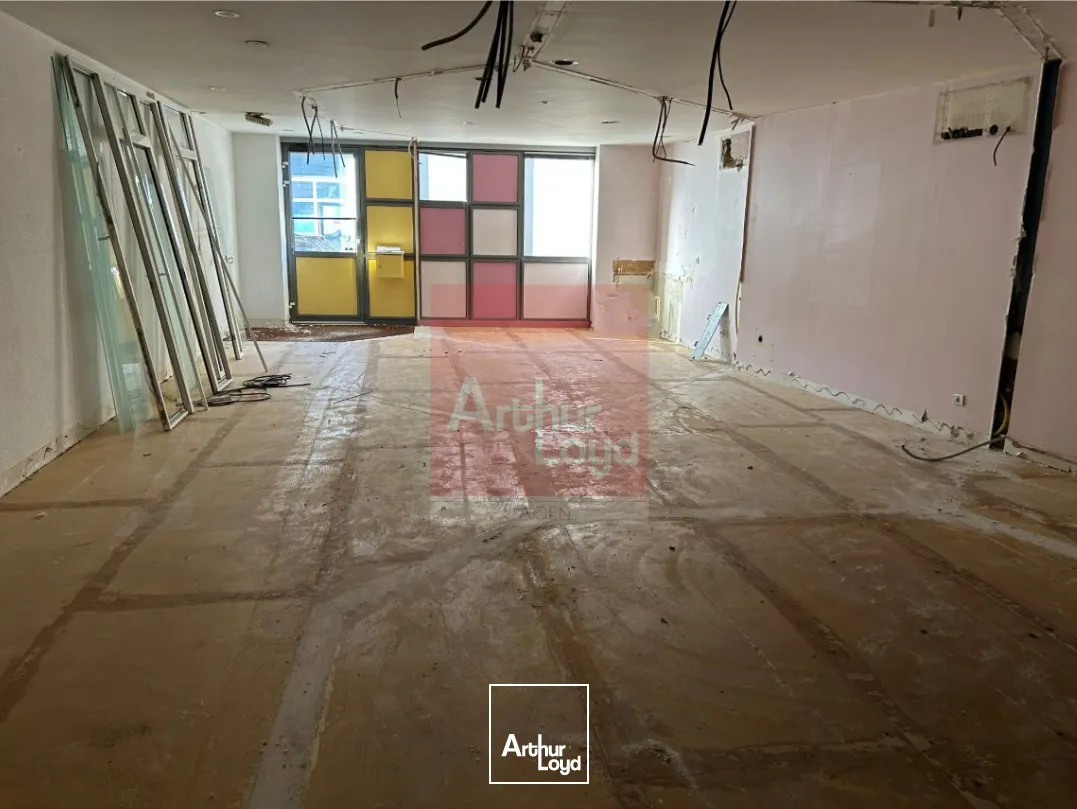 Locaux commerciaux - Location - AGEN - 47000 - 103.8-103.8 - 7798996