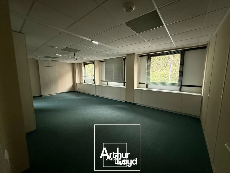 Bureaux - Vente - LAGUENNE-SUR-AVALOUZE - 19150 - 600-600 - 7799156