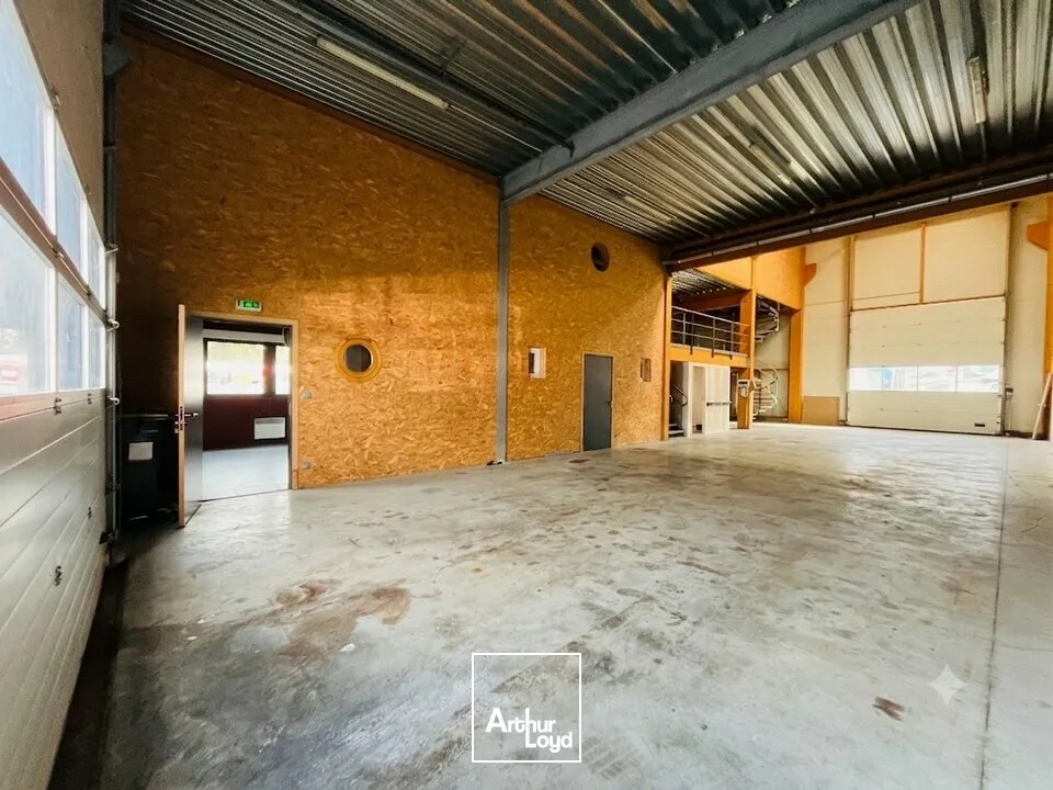 Locaux d'activité & Entrepôts - Location - TANCARVILLE - 76430 - 550-550 - 7799296