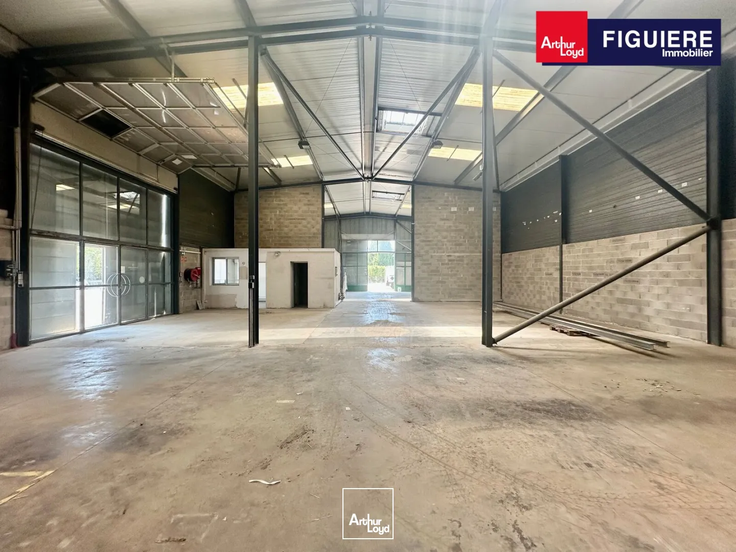 Locaux d'activité & Entrepôts - Location - AIX EN PROVENCE - 13290 - 450-450 - 7799328