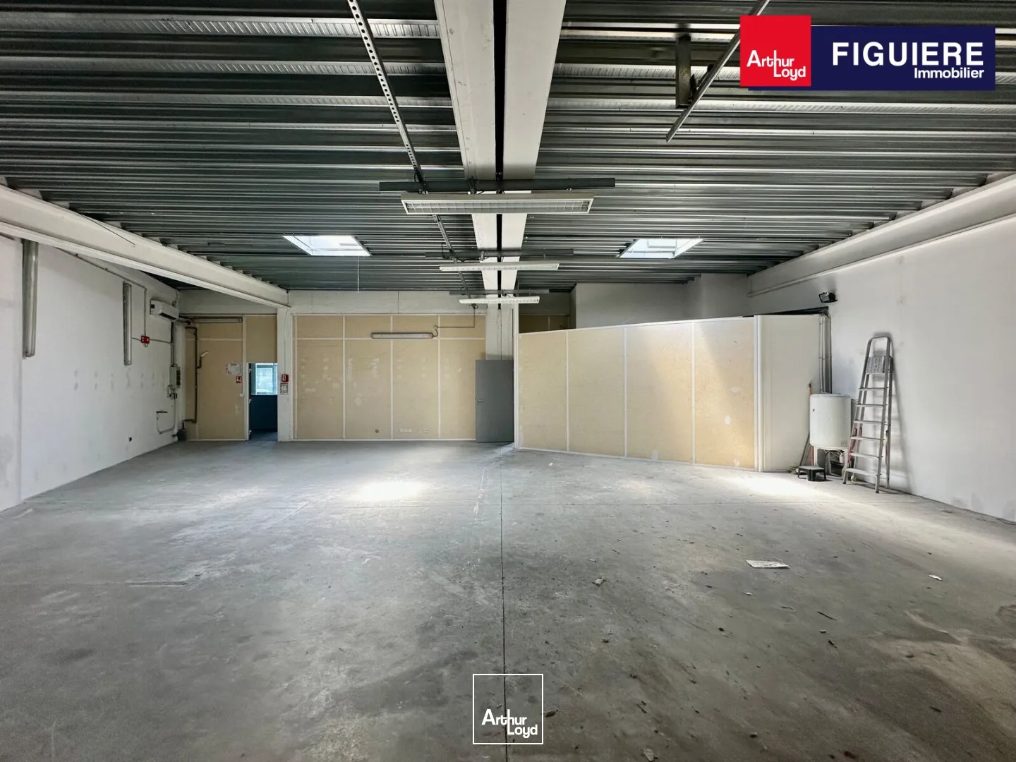 Locaux d'activité & Entrepôts - Location - AIX EN PROVENCE - 13290 - 313-313 - 7799351