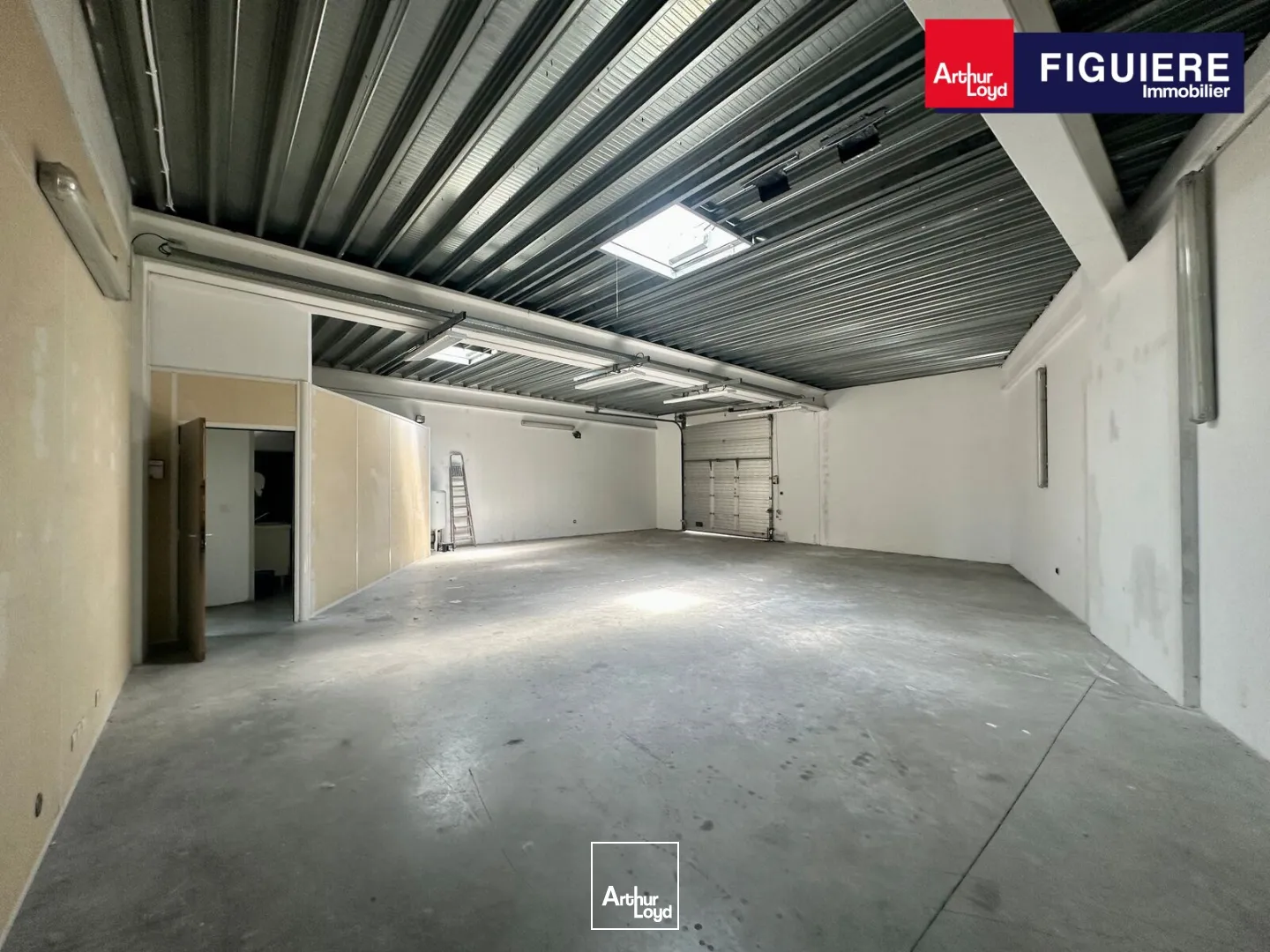 Locaux d'activité & Entrepôts - Location - AIX EN PROVENCE - 13290 - 313-313 - 7799353