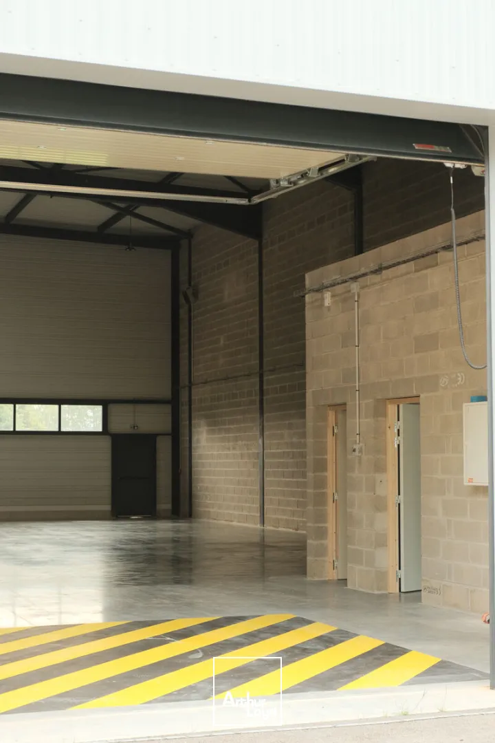 Locaux d'activité & Entrepôts - Location - BEAUVAIS - 60000 - 300-1200 - 7799469
