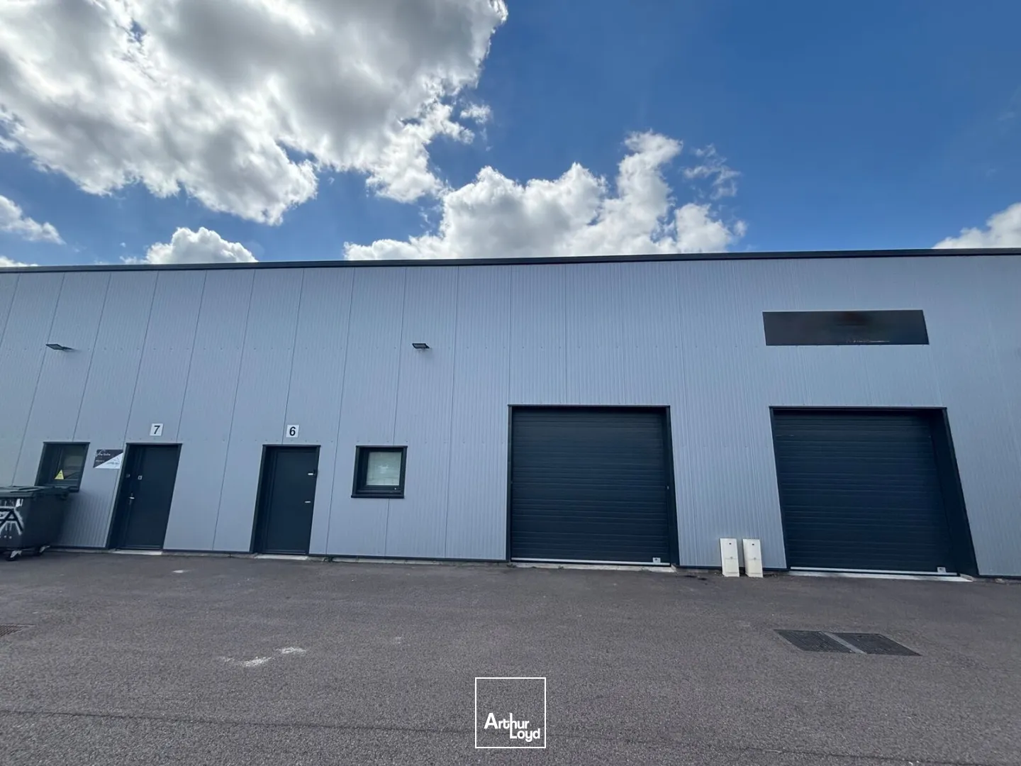 Locaux d'activité & Entrepôts - Location - CAUDEBEC LES ELBEUF - 76320 - 144-144 - 7799518