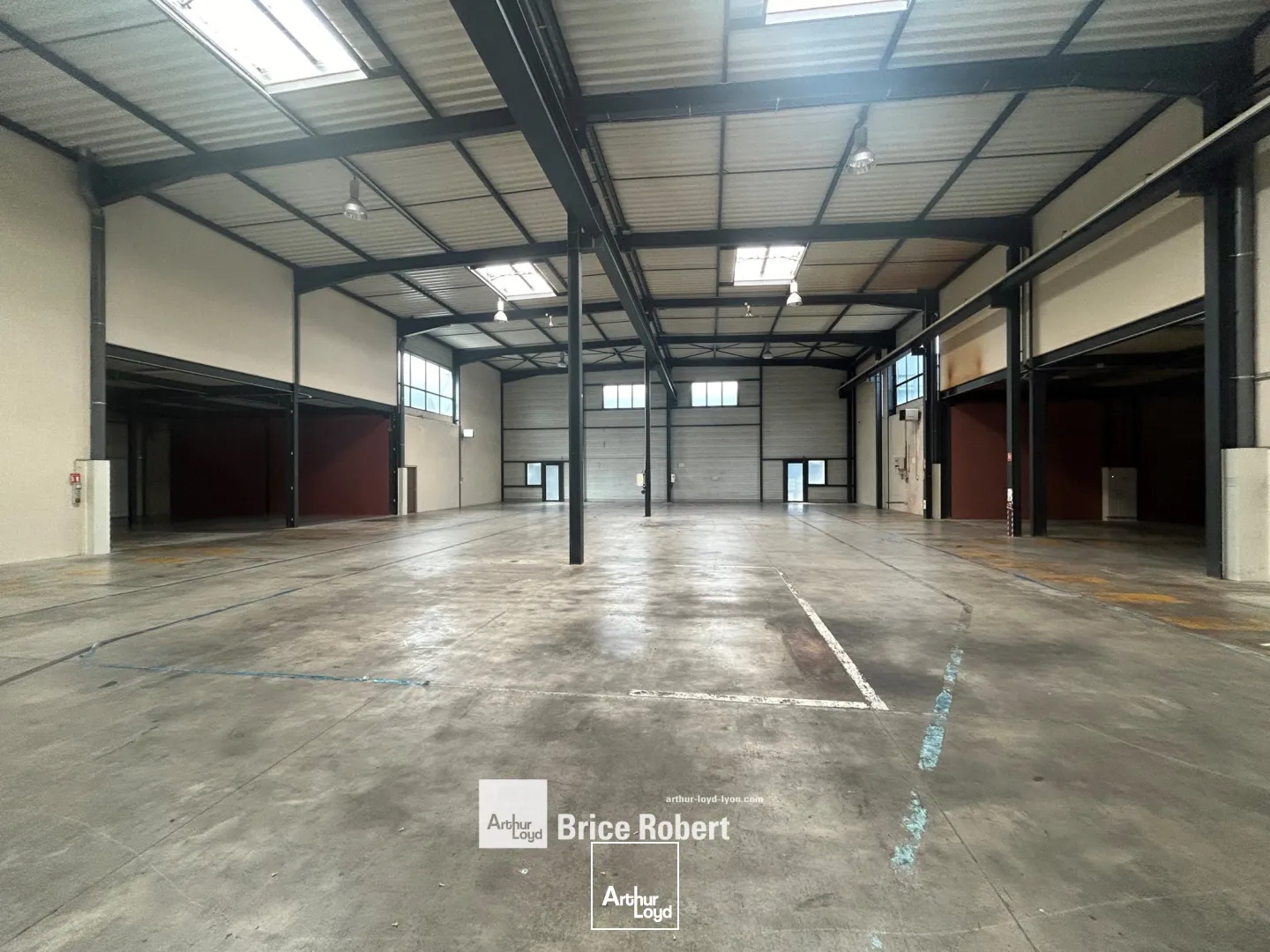 Bureaux - Location - SAINT PRIEST - 69800 - 133.67-1909.24 - 7799877