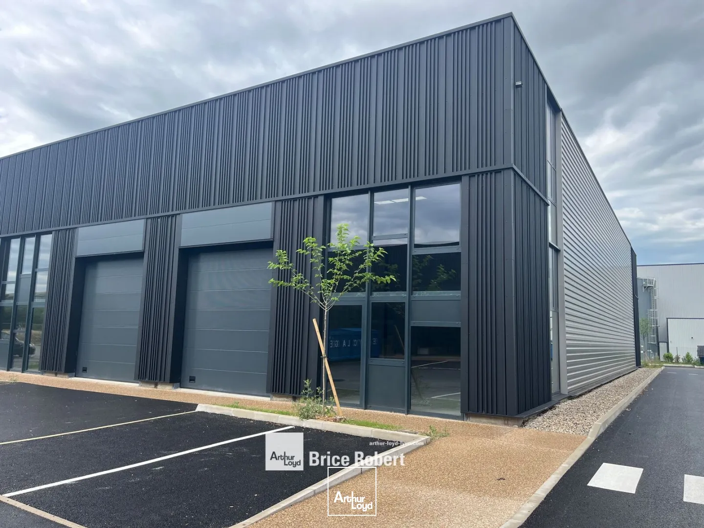 Locaux d'activité & Entrepôts - Vente - TREVOUX - 01600 - 187-187 - 7799901