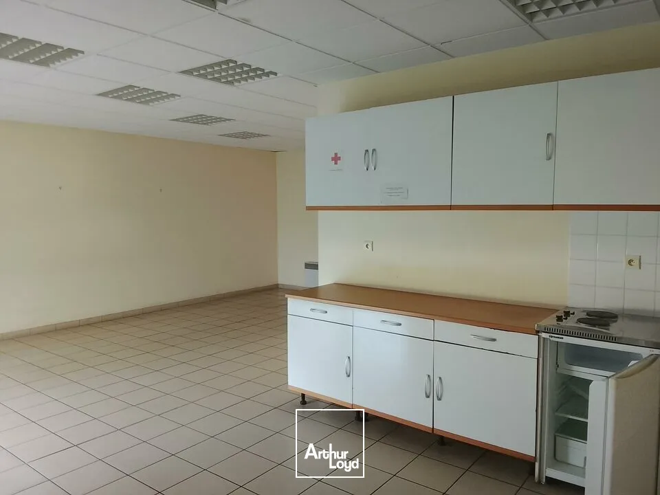 Locaux d'activité & Entrepôts - Location - CRISSEY - 71530 - 1360-1360 - 7800035