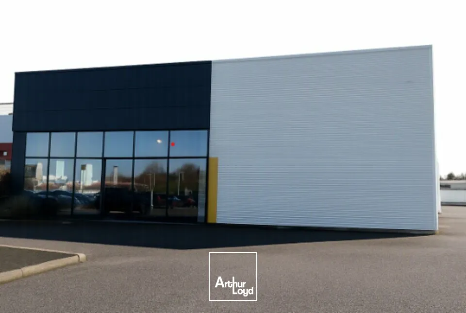 Locaux commerciaux - Location - NIORT - 79000 - 233-233 - 7800054