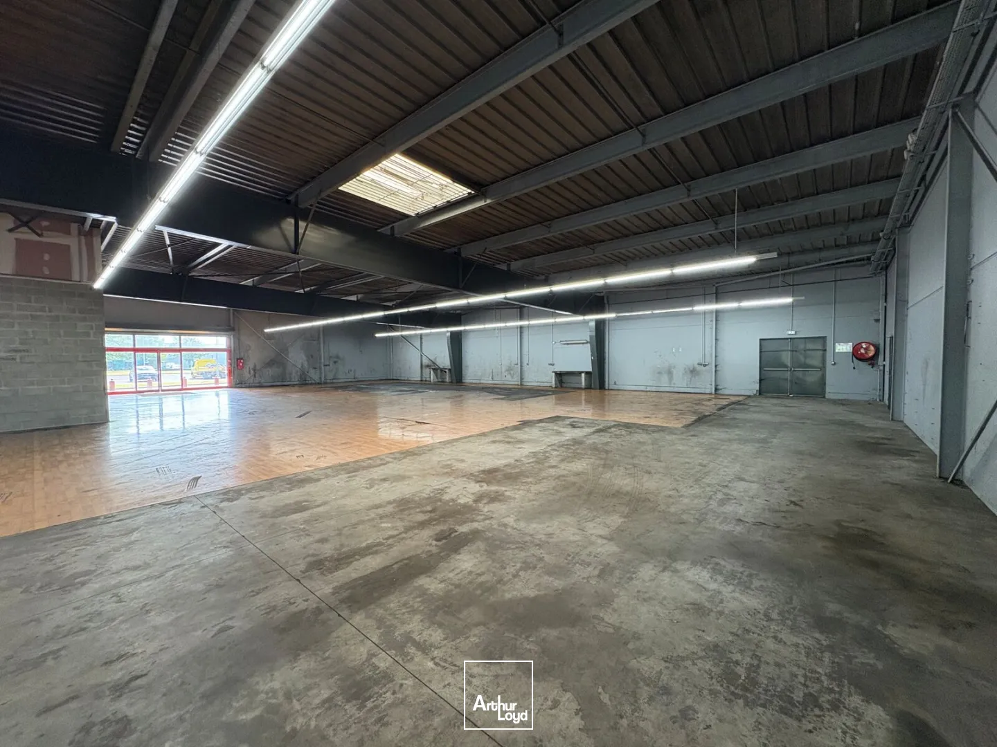 Locaux commerciaux - Vente - MAIGNELAY MONTIGNY - 60420 - 1198.4-1198.4 - 7800248