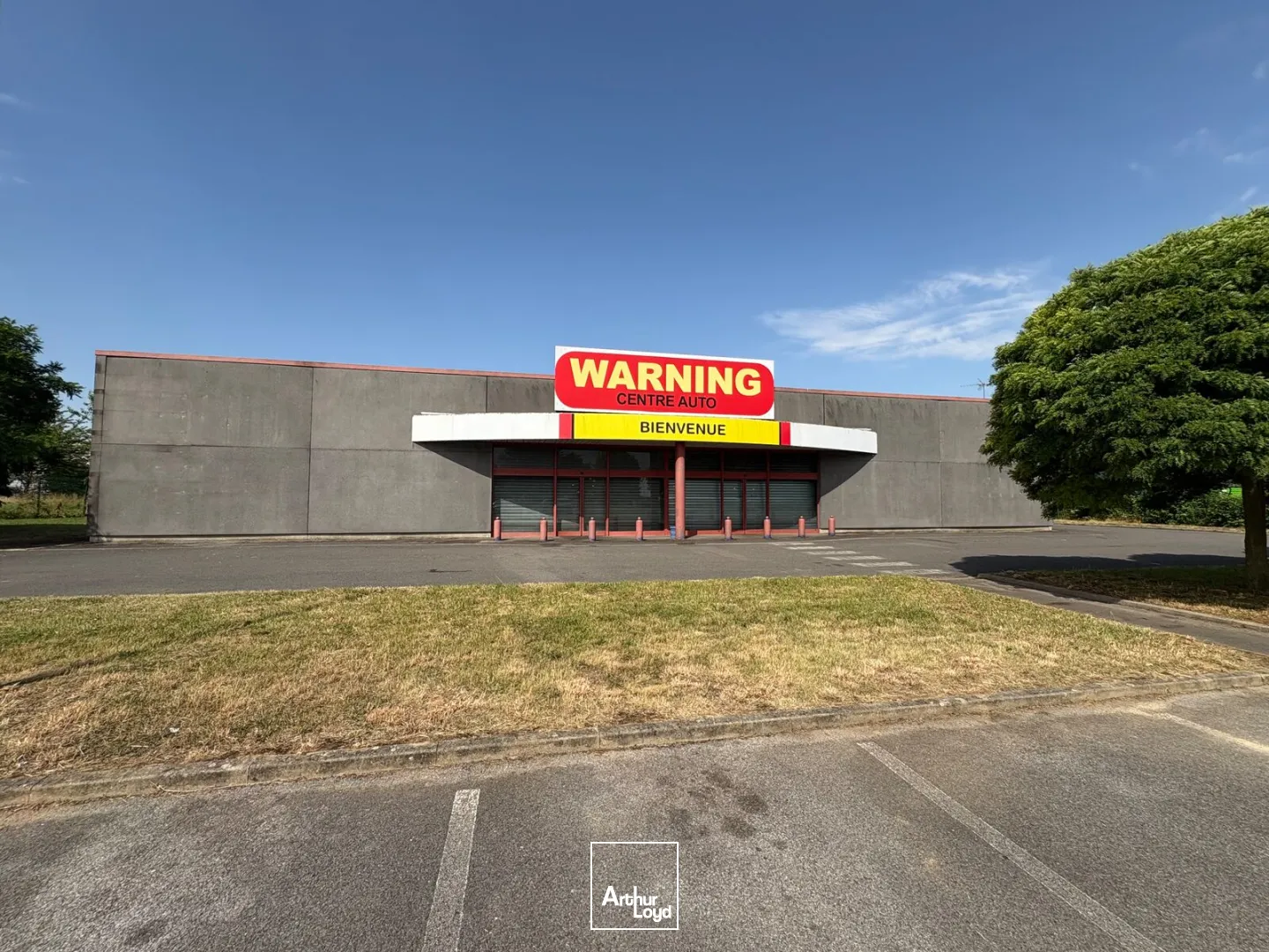 Locaux commerciaux - Vente - MAIGNELAY MONTIGNY - 60420 - 1198.4-1198.4 - 7800249
