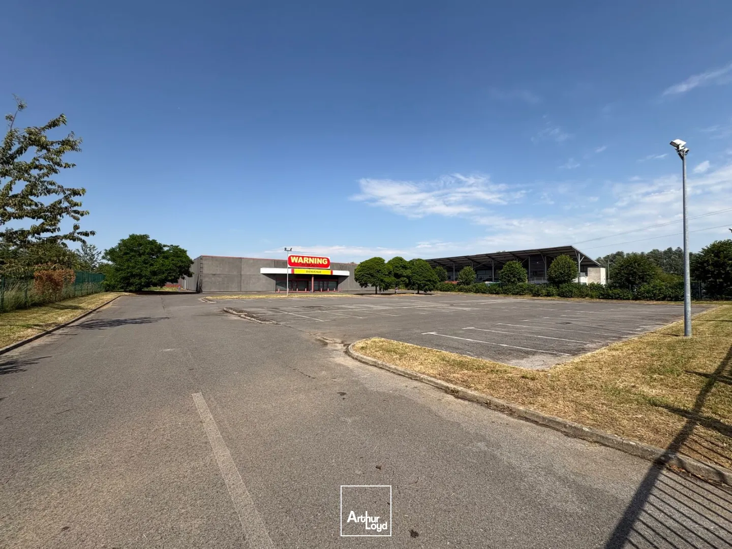 Locaux commerciaux - Vente - MAIGNELAY MONTIGNY - 60420 - 1198.4-1198.4 - 7800254