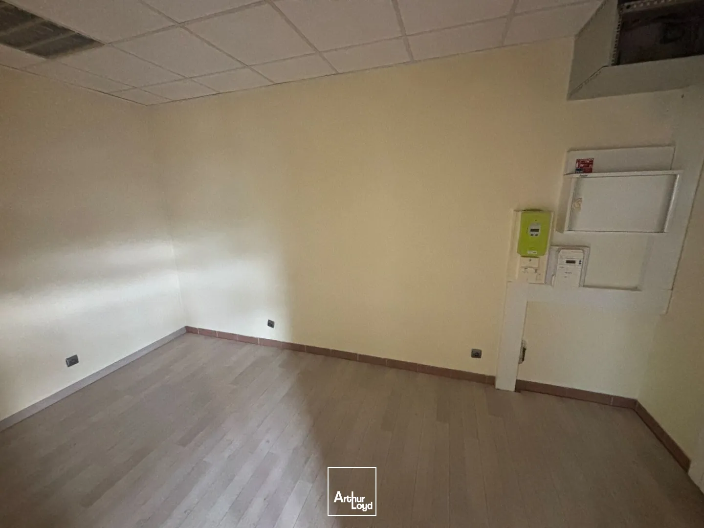 Bureaux - Location - BEAUVAIS - 60000 - 100-100 - 7800265