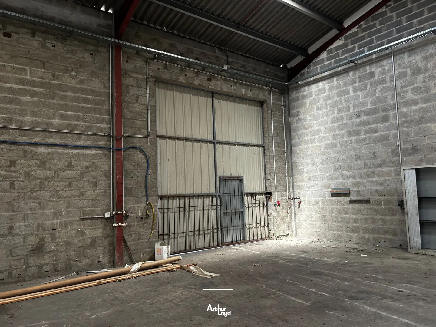Locaux d'activité & Entrepôts - Location - LE HAILLAN - 33185 - 550-550 - 7800283