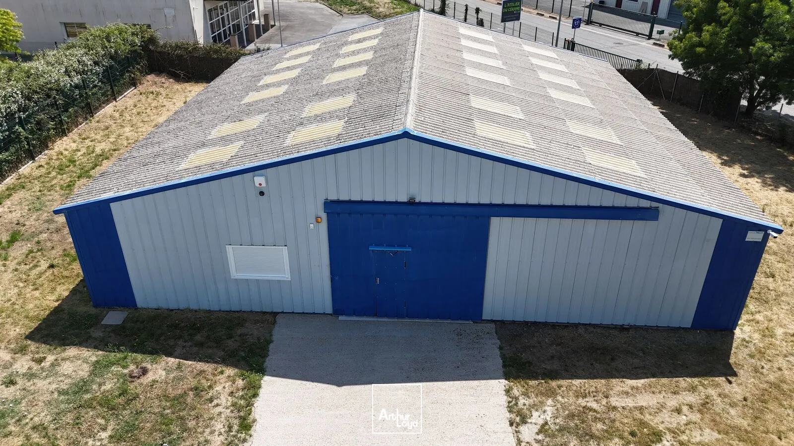 Locaux d'activité & Entrepôts - Location - SAINT ANDRE DES EAUX - 44117 - 242-242 - 7800374