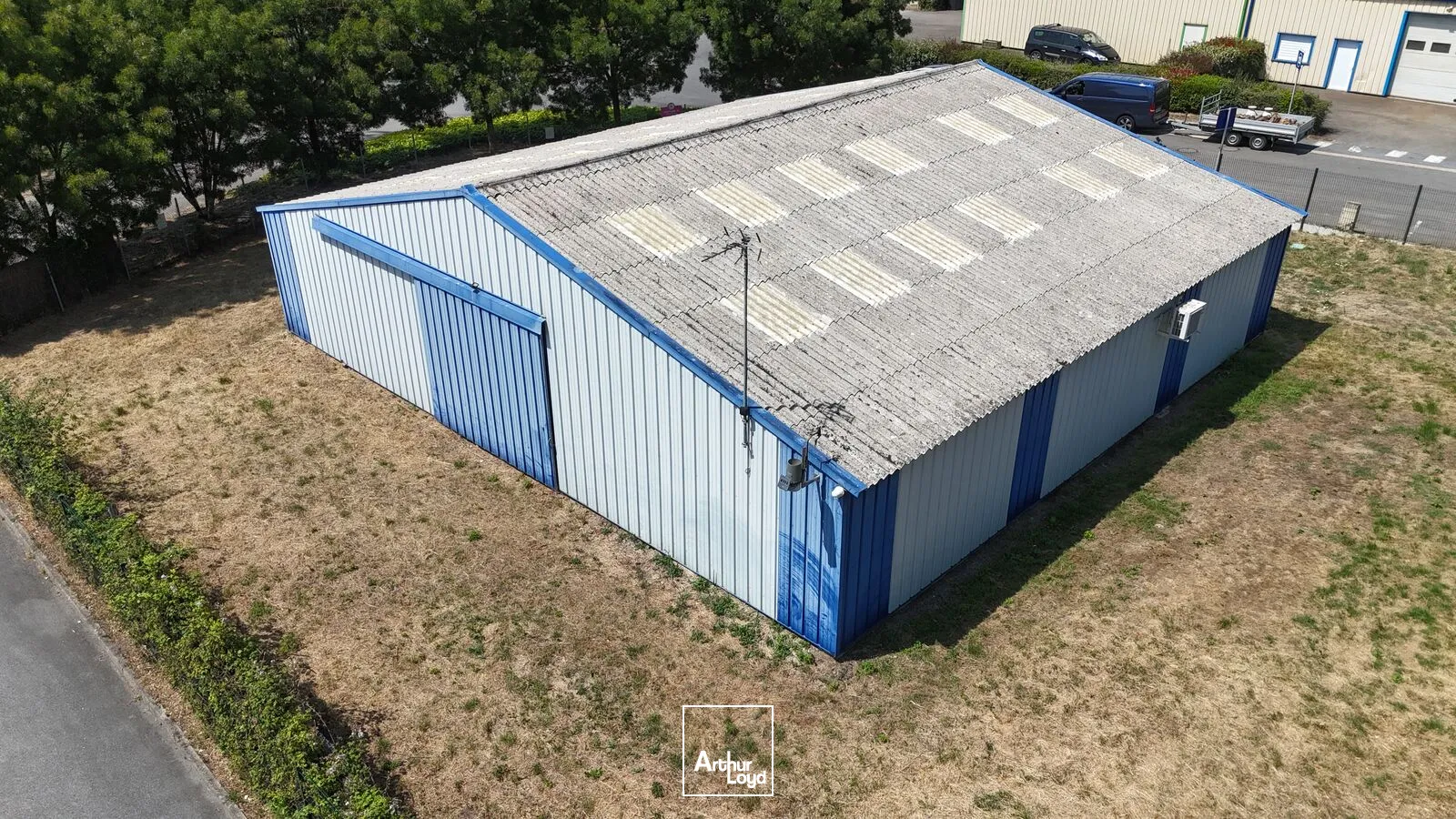 Locaux d'activité & Entrepôts - Location - SAINT ANDRE DES EAUX - 44117 - 242-242 - 7800376