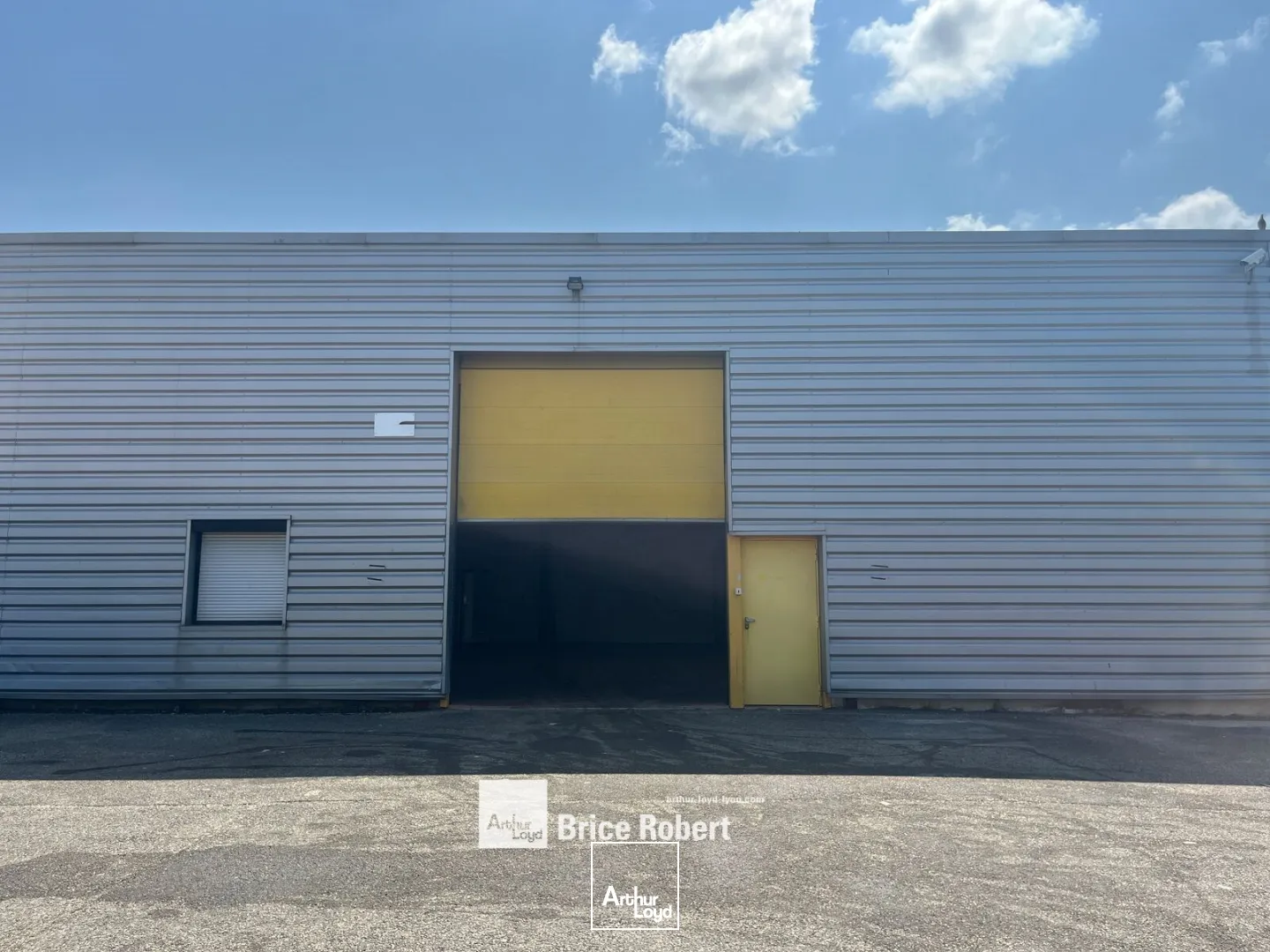 Locaux d'activité & Entrepôts - Location - VAULX EN VELIN - 69120 - 450-450 - 7800688