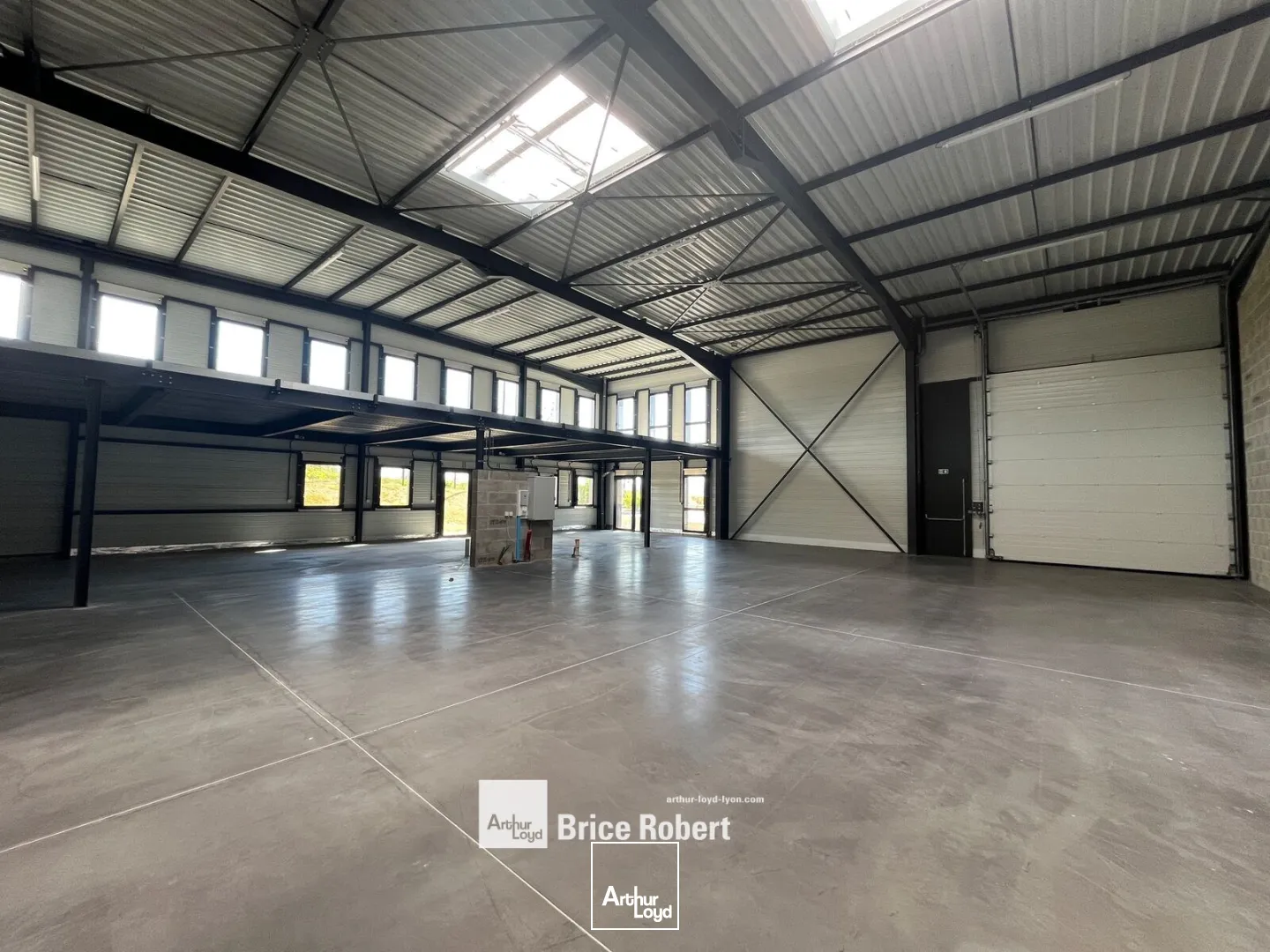 Locaux d'activité & Entrepôts - Location - MIONNAY - 01390 - 455.2-455.2 - 7800703