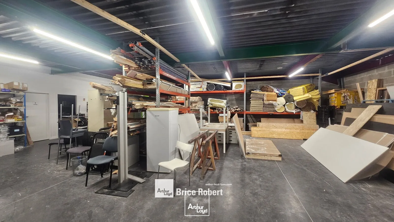 Locaux d'activité & Entrepôts - Vente - CHASSIEU - 69680 - 531-531 - 7800708