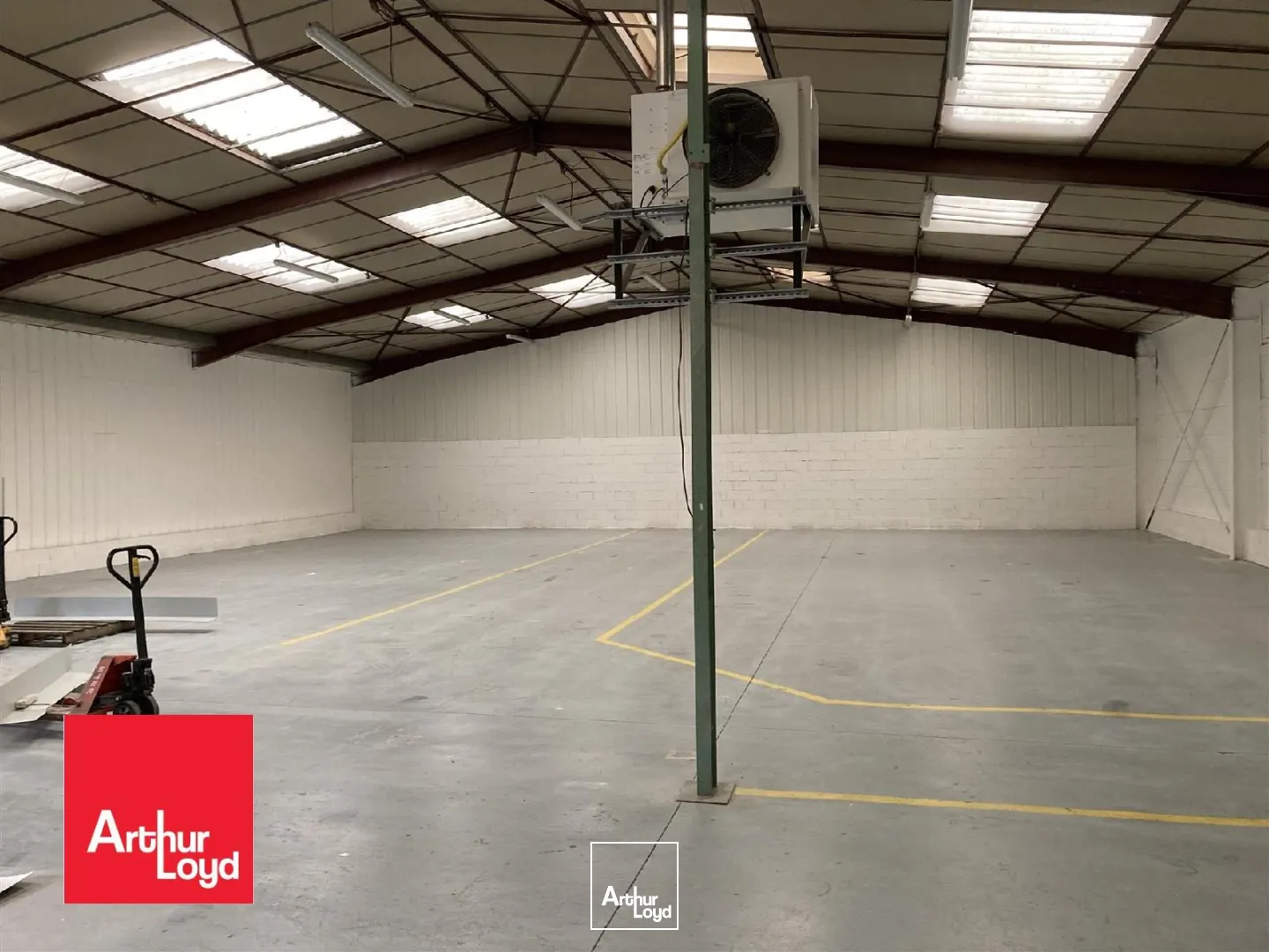 Locaux d'activité & Entrepôts - Location - GASVILLE OISÈME - 28300 - 432-432 - 7800787