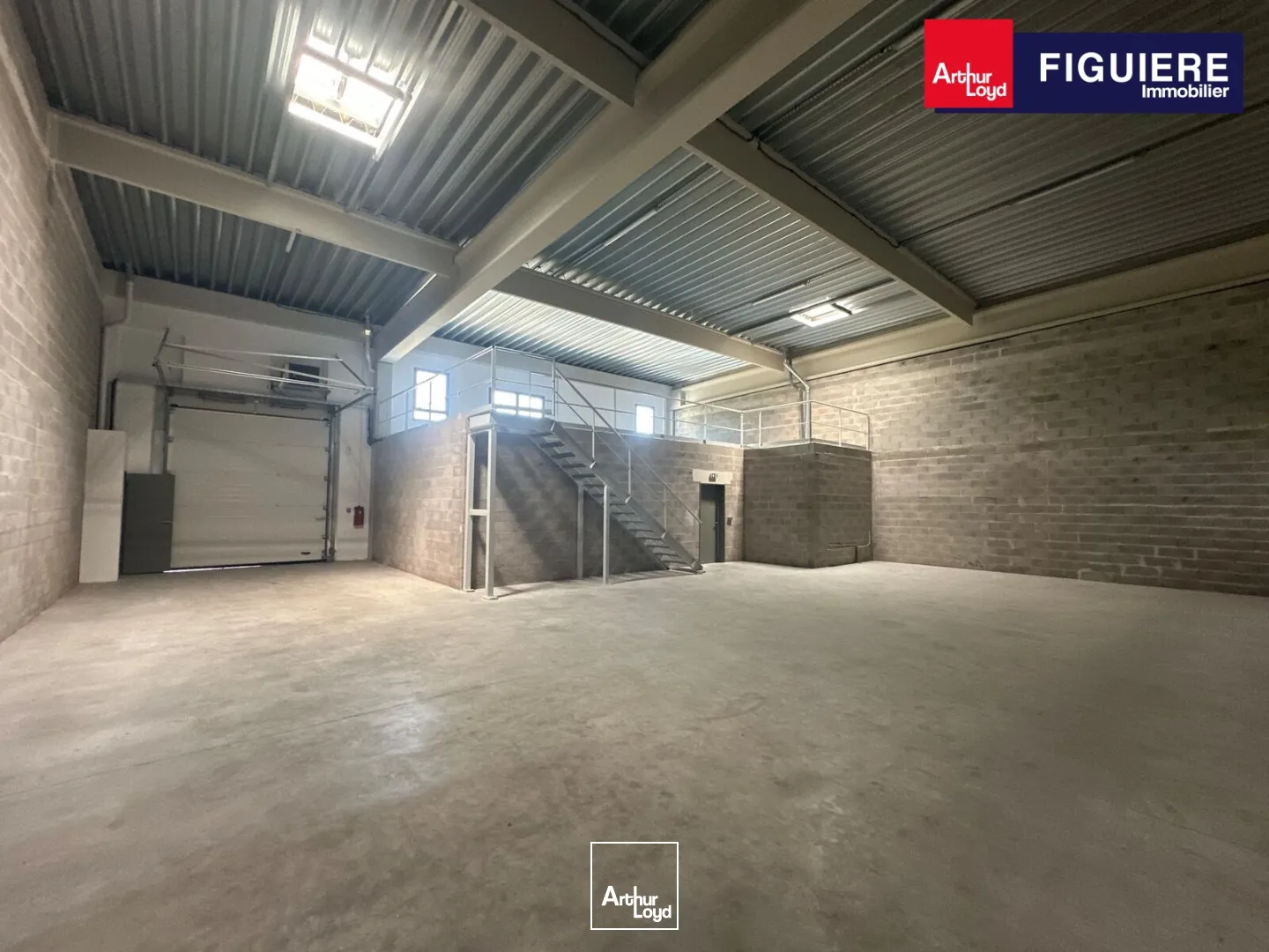 Locaux d'activité & Entrepôts - Location - AIX EN PROVENCE - 13290 - 330-330 - 7800891