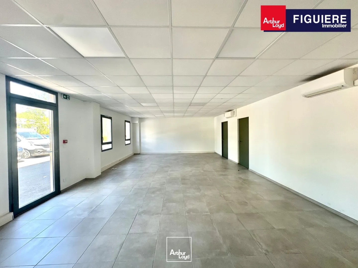 Locaux d'activité & Entrepôts - Location - AIX EN PROVENCE - 13290 - 330-330 - 7800896