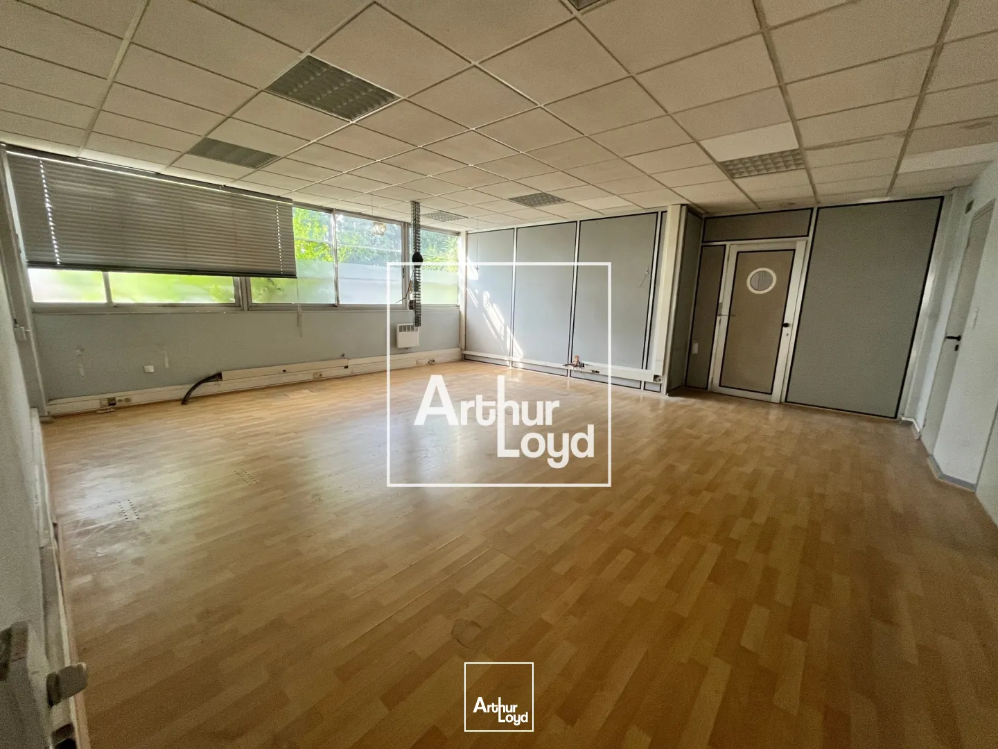 Bureaux - Vente - NIMES - 30900 - 719.76-719.76 - 7800997