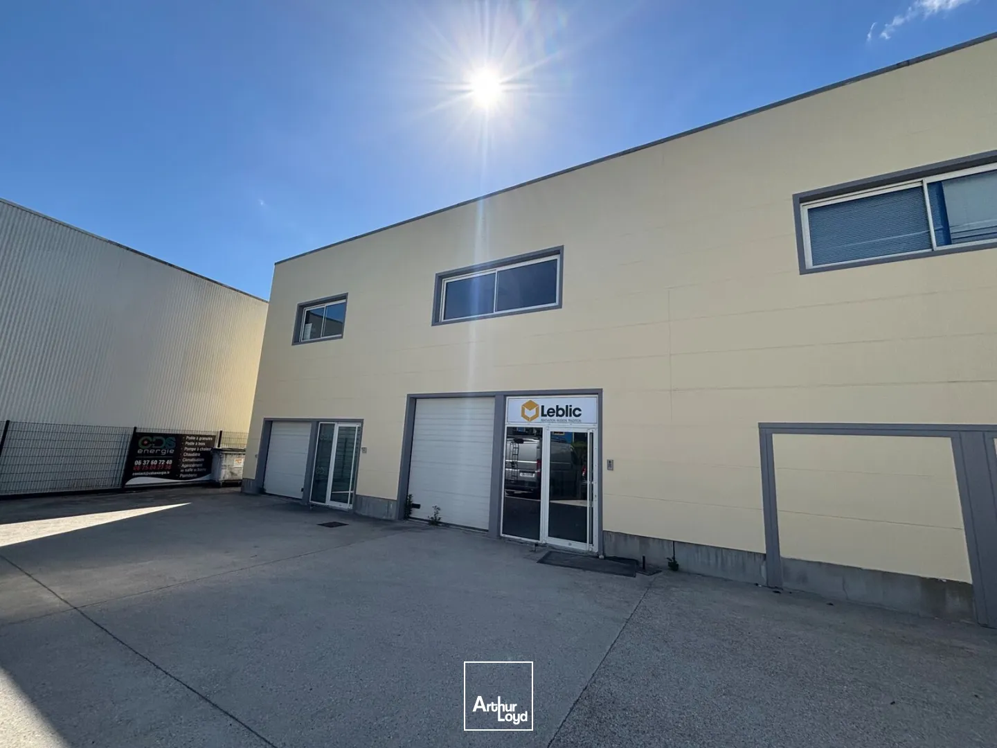 Locaux d'activité & Entrepôts - Location - SAINT JACQUES SUR DARNETAL - 76160 - 190-190 - 7801068