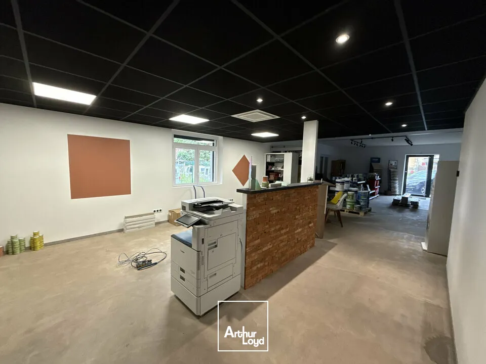 Locaux d'activité & Entrepôts - Vente - VERGT - 24380 - 1200-1200 - 7801142