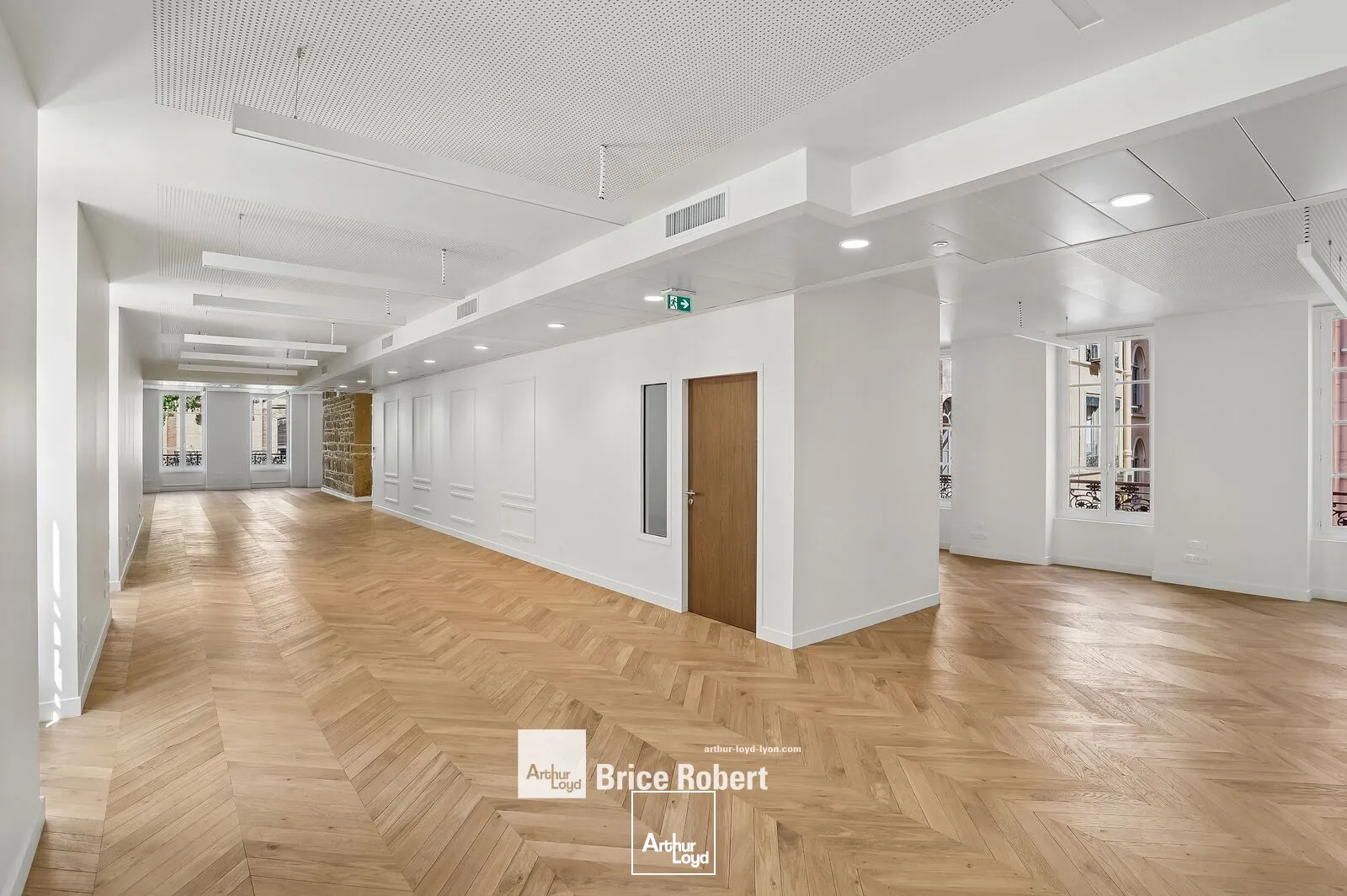 Bureaux - Location - LYON - 69002 - 157-645 - 7801404