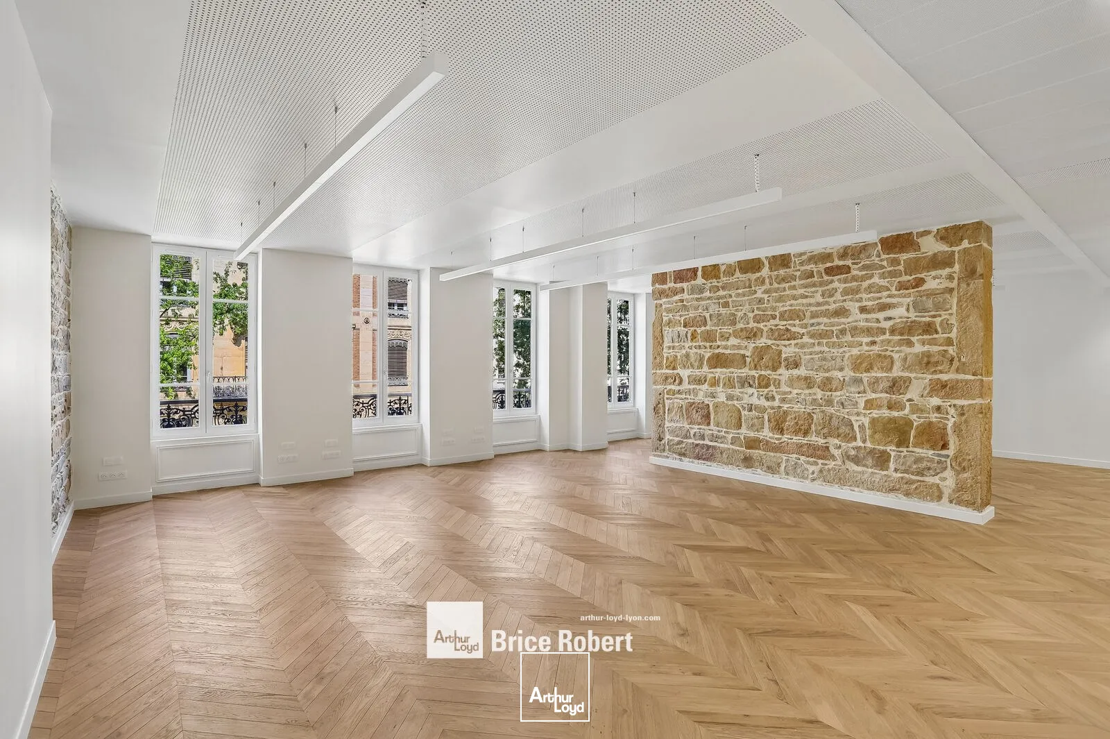 Bureaux - Location - LYON - 69002 - 157-645 - 7801405