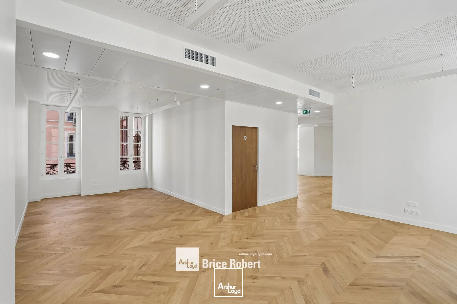 Bureaux - Location - LYON - 69002 - 157-645 - 7801407