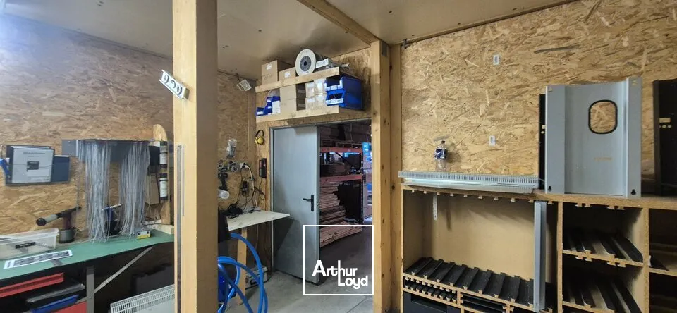 Locaux d'activité & Entrepôts - Location - MESSIGNY ET VANTOUX - 21380 - 242-242 - 7801582