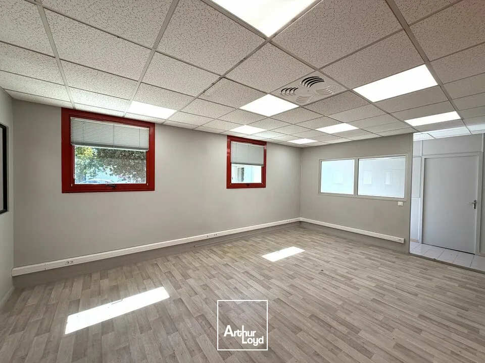 Bureaux - Location - SAINT-BENOÎT - 86280 - 132-132 - 7801596