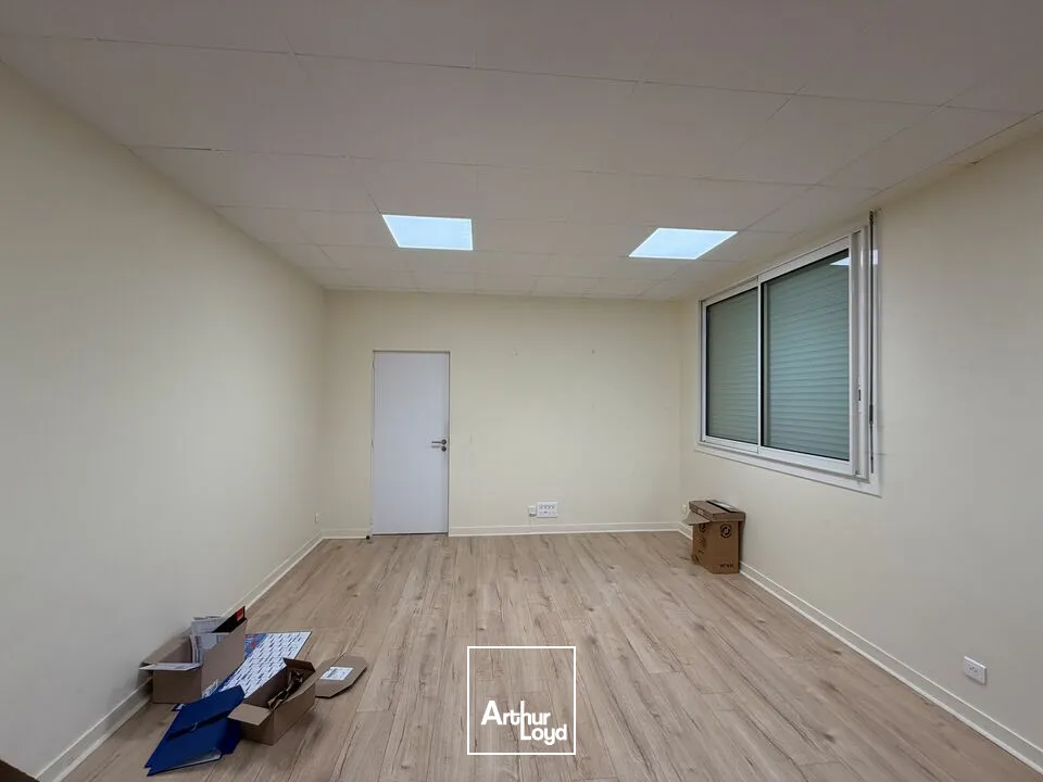 Bureaux - Location - BIARD - 86580 - 206-206 - 7801610