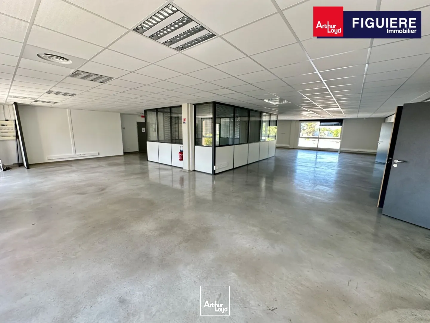 Bureaux - Location - LES PENNES MIRABEAU - 13170 - 140-520 - 7801682