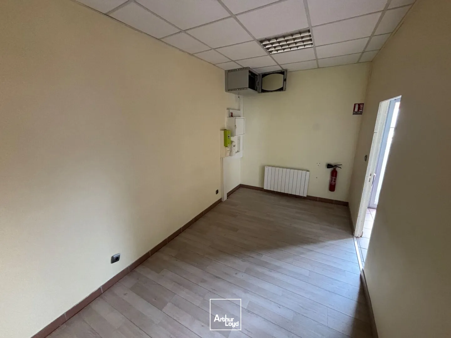 Bureaux - Location - BEAUVAIS - 60000 - 100-100 - 7801835