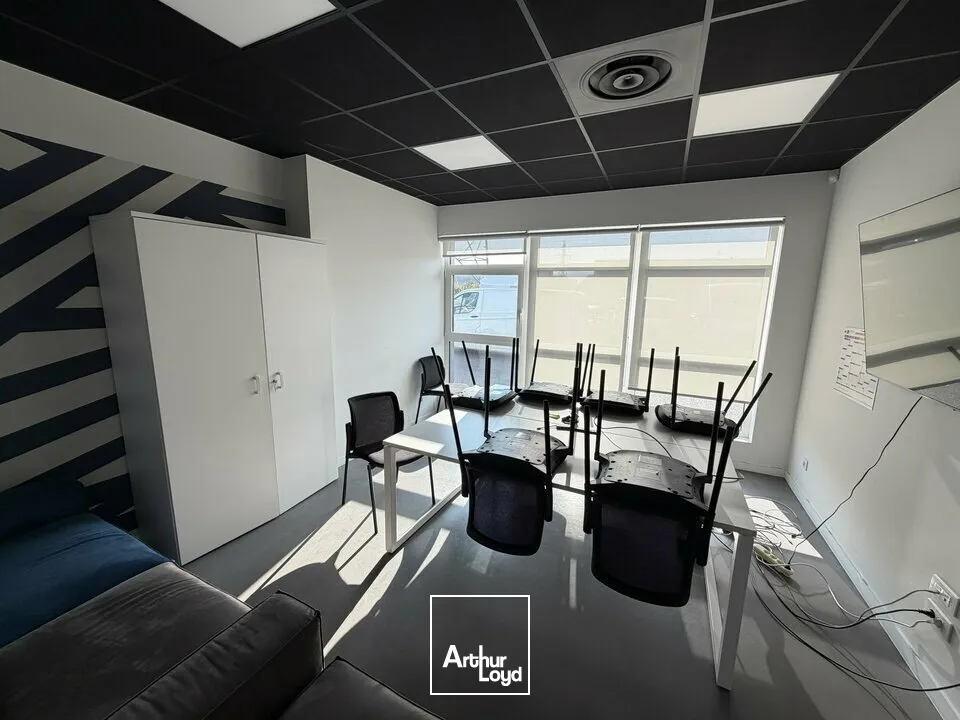 Locaux d'activité & Entrepôts - Location - VALENCE - 26000 - 723-723 - 7802353