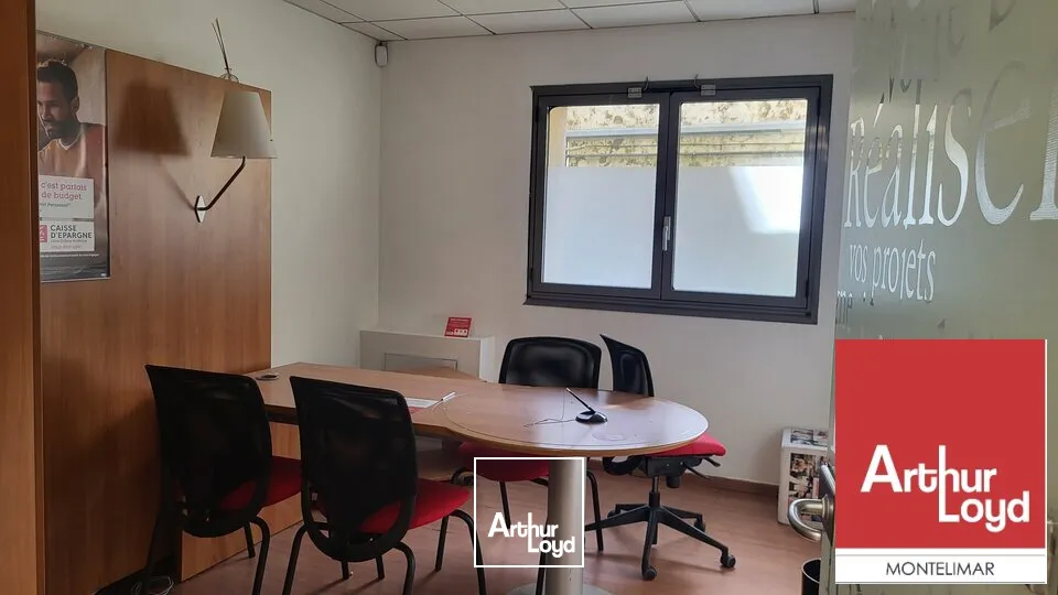 Locaux commerciaux - Location - MONTELIMAR - 26200 - 135-135 - 7802376